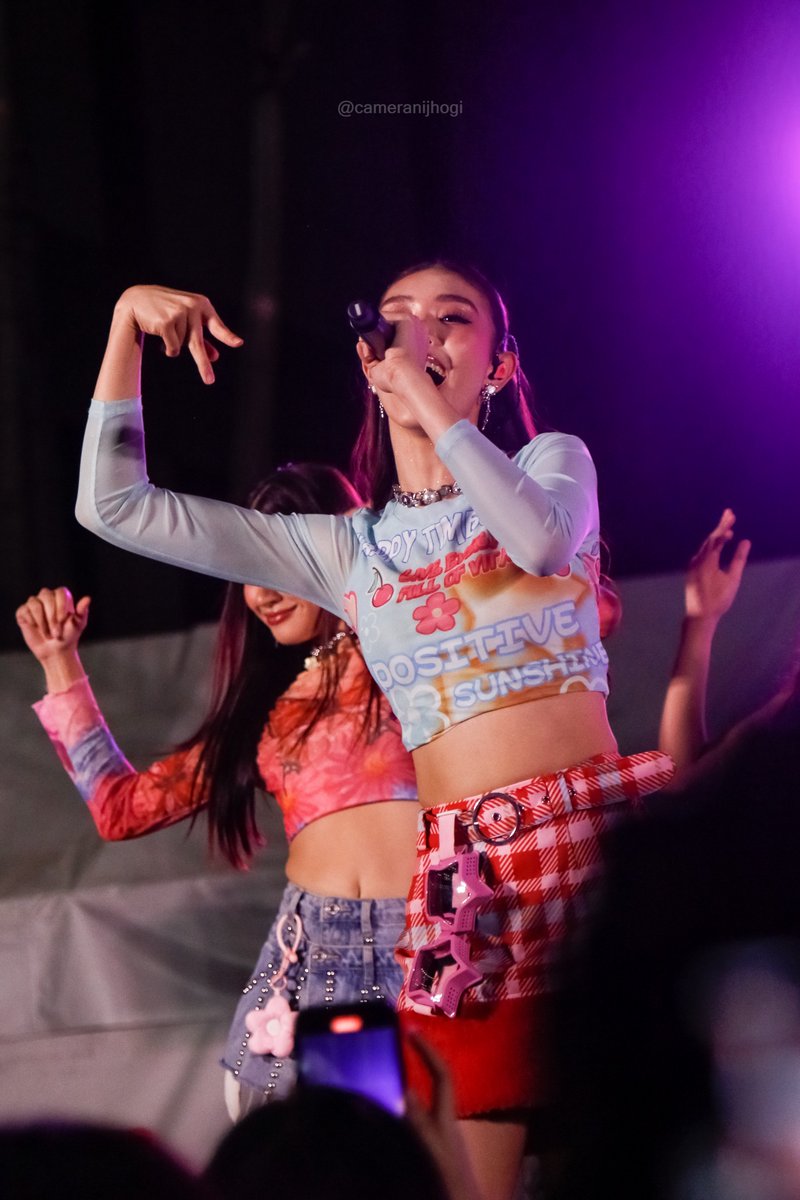 kars_media's tweet photo. Nation's Princess 💝 @bini_stacey 

041424 | BINI Talaarawan Mallshow
#BINI #BINI_SalaminSalamin #BINI_Stacey https://t.co/9DDIij7n4C