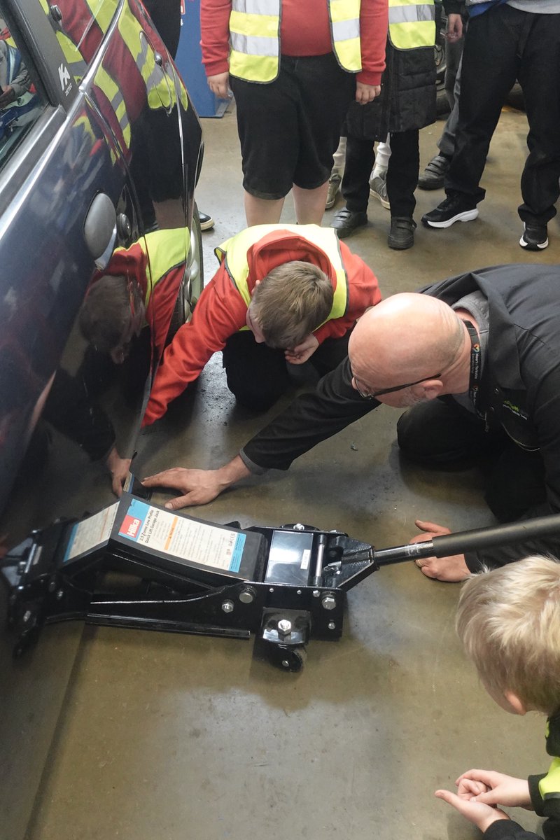 Wakefield CU (@wakefieldcu) on Twitter photo Today we welcomed <a href="/CherryTree_SCH/">Cherry Tree Academy</a> for a taster session in Mechanics at <a href="/CastlefordColl/">Castleford College</a>.
Such a great afternoon learning about tools, how to use a car jack, removing and refitting a tyre and checking under the bonnet. The children got involved and left with fantastic new skills. Today we welcomed <a href="/CherryTree_SCH/">Cherry Tree Academy</a> for a taster session in Mechanics at <a href="/CastlefordColl/">Castleford College</a>.
Such a great afternoon learning about tools, how to use a car jack, removing and refitting a tyre and checking under the bonnet. The children got involved and left with fantastic new skills.