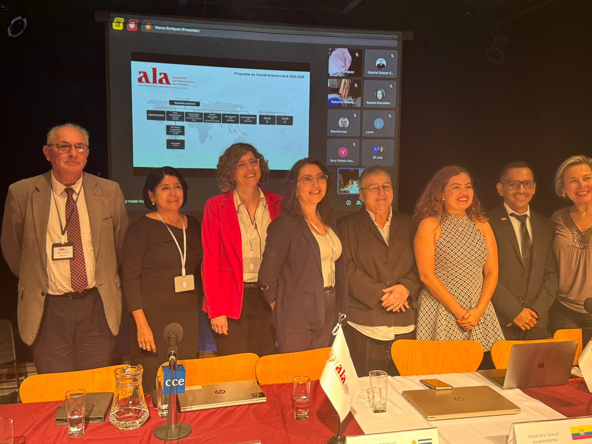 ANdeChile's tweet photo. #HOY en Montevideo, Uruguay 🇺🇾 fue reelegida para el período 2024-2028 la junta directiva de la Asociación Latinoamericana de Archivos @ALAArchivos

Nuestra directora @EmmadeRamon  continúa en la presidencia de la organización. Felicitaciones y éxito a toda la directiva ‼️ https://t.co/JCIrgvXg3h