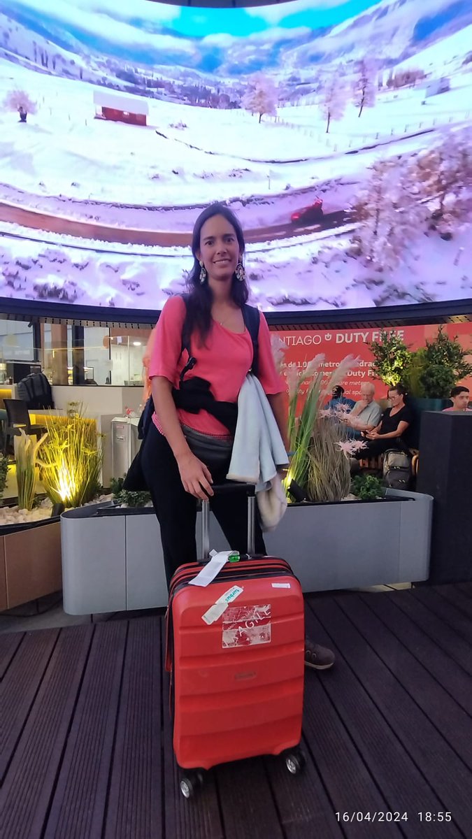 MahaniTeave's tweet photo. I'm off to Hawaii! Can't wait to be with the Hawai‘i Symphony Orchestra and conductor @danealam for Beethoven's Piano Concerto #1 on April 21 @hawaiitheatre. 🌺🎹😍 https://t.co/uZUTYaQxvR