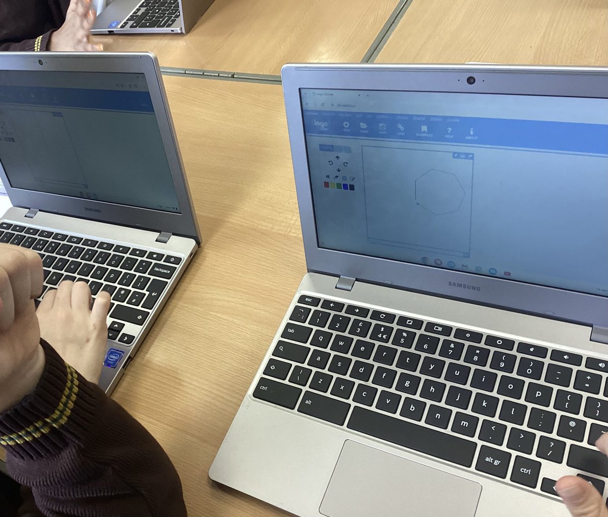 7StHerberts's tweet image. In Computing, we programmed our computers using commands to create different numbers and shapes. #StHerbertsComputing