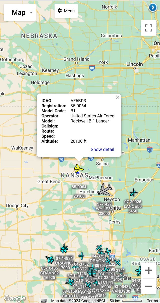 Bone Over #Kansas 🇺🇸🦴 #USAF 🇺🇸 - B-1B Lancer - 85-0064