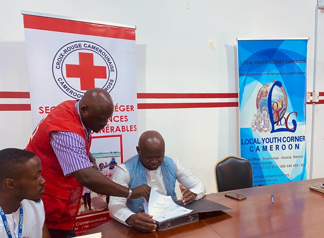 achaleke1's tweet photo. On behalf of Local Youth Corner Cameroon, I joined the Secretary General of the Cameroon Red Cross today for an MoU signing ceremony between @loyocameroon & @CroixRougeCam with a focus on achieving peace & prosperity in Cameroon via strengthening the peace, humanitarian & development nexus. This is indeed a testament of engaging young people as key partners.
Looking forward to our collaboration and impact. 
I want to sincerely thank @AdeshTripathee & his team @ifrc Cameroon for facilitating this process.