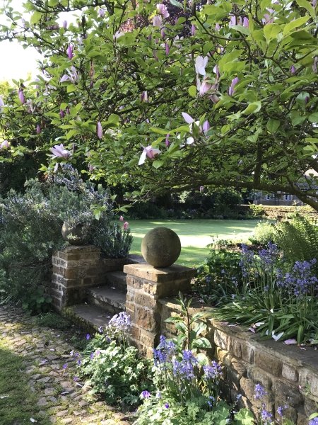 🌸 H E L L O M A Y 👀 Take a look at our open gardens this month 🔗 ngs.org.uk/leicestershire… 📷 The Old Rectory 📍 Goadby Marwood 📅 Sunday, 19th May