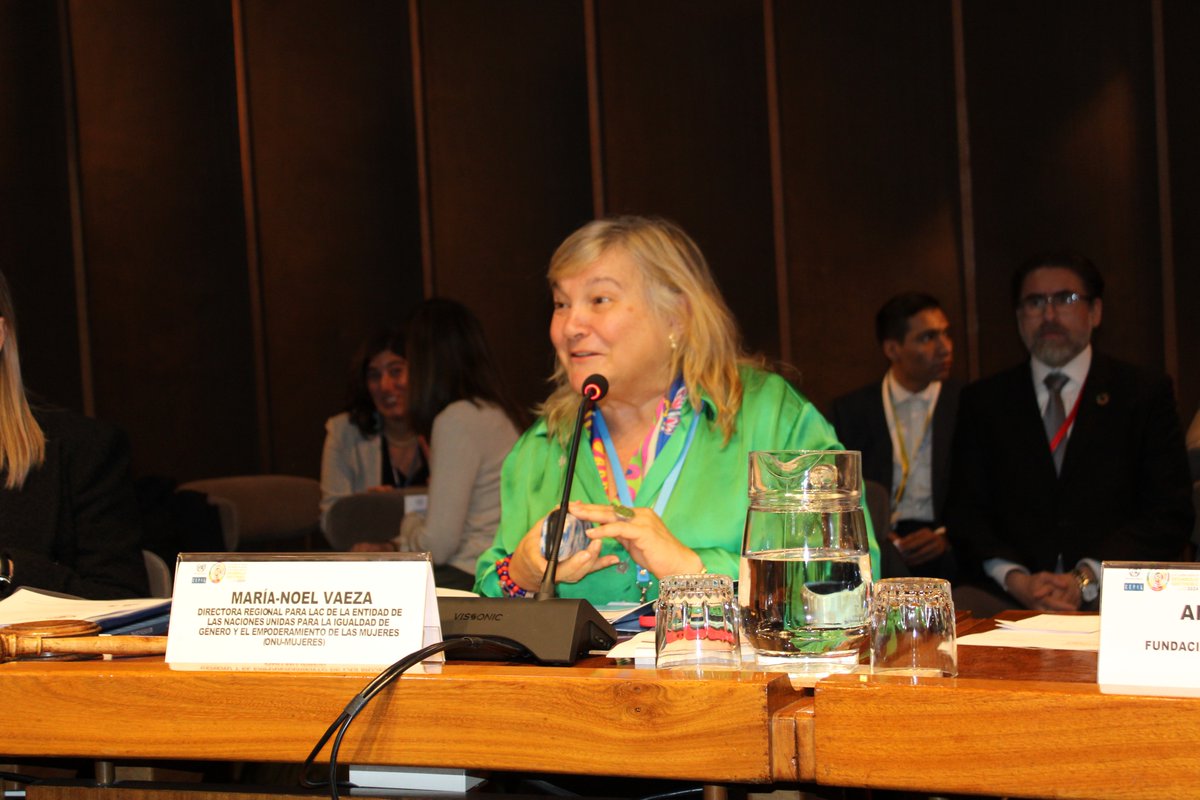 ¡En vivo! @mnvonumujeres, Directora Regional de @onumujeres modera el panel ODS 1: Fin de la pobreza en el marco del VII Foro de los Países de América Latina y el Caribe sobre el Desarrollo Sostenible 2024. @cepal_onu Conéctate 👉live.cepal.org #ForoALC2030