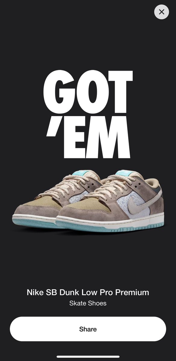 styles178's tweet photo. @SnkrsStock Double hit size 10.5 and 11 🙌🏾 https://t.co/u1v7Y8TF8C