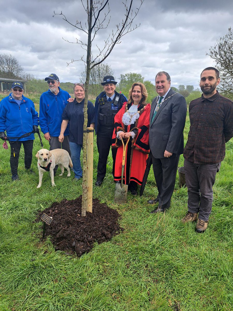 Mayor of Havering tweet media