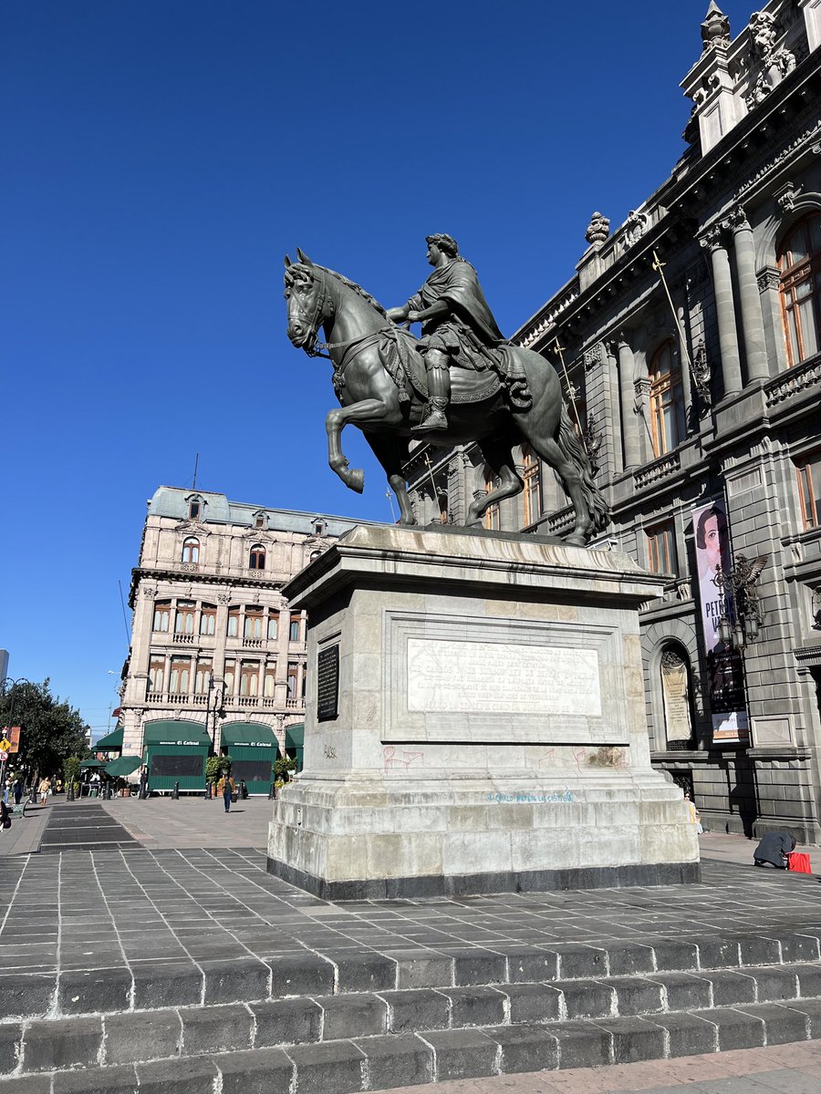 Tlatoani_Cuauhtemoc tweet media