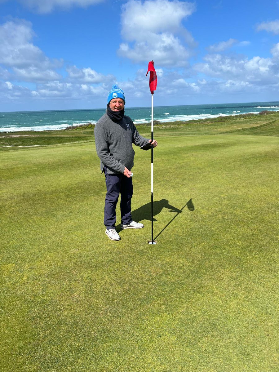 Jeremy Markall makes an ace on the P3, 14th at <a href="/NewquayGC/">Newquay Golf Club</a> on day 2 of the Cornish Festival. Not only is this Jeremy's first HIO, he also wins <a href="/chrisgillgolf/">Chris Gill</a> Captain Charity competition (in aid of @HospiceWest) and bags himself a <a href="/PowaKaddy/">PowaKaddy</a> Electric Trolley &amp; <a href="/BushnellGolf/">Bushnell Golf</a> Laser🥳
