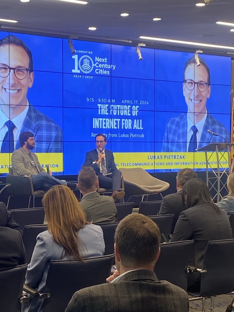 This morning @Ltpietrzak participated in “The Future of Internet for All” fireside chat at the @NextCentCit Bipartisan Tech 2024 event, where he highlighted NTIA’s #InternetforAll initiatives.