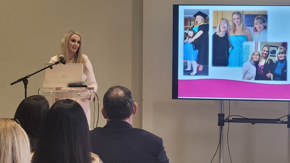 'I didn’t think I was smart enough to learn but now I teach! As An Cosán's Digital Learning & Development Officer, I am re-investing in my community' - @Proactiveavril demonstrating how #CommunityEducation empowers lone parents to create brighter futures #LifelongLearning