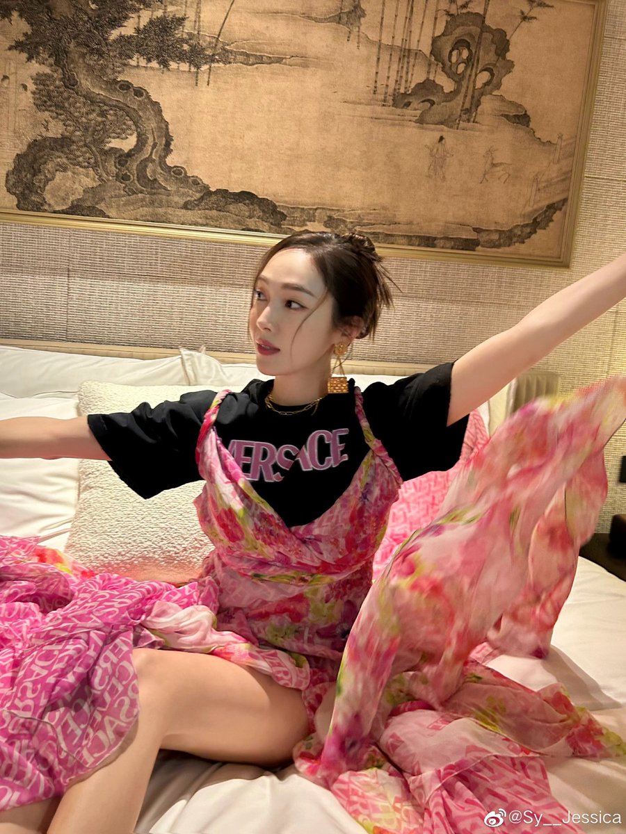 n년전 오늘의 제시카 tweet media