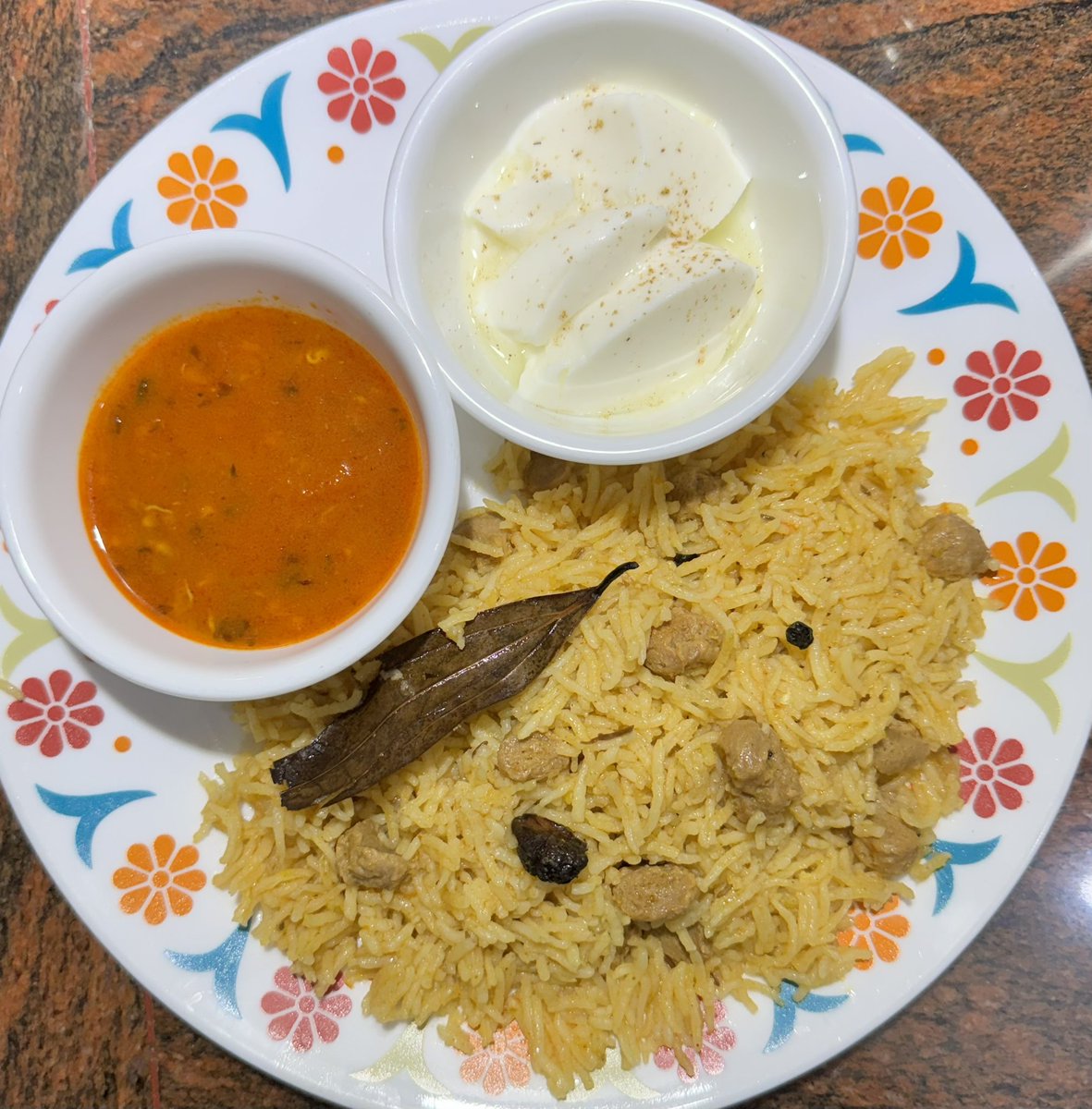 Soya Chunks Pulao, Matki Usal & Curd 😋
#Homemade dinner...