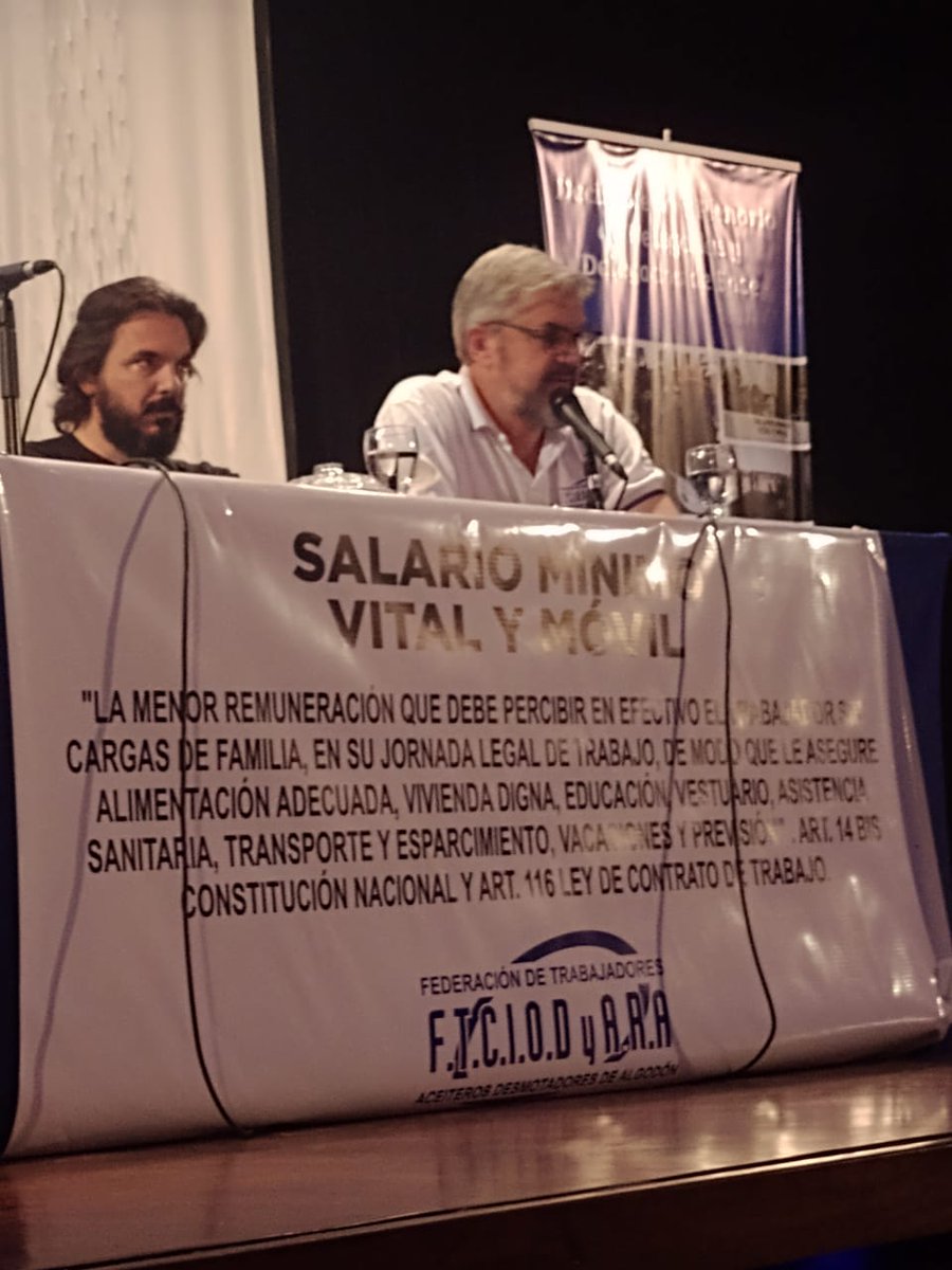 SoearAceiteros's tweet photo. ✊"Nos preguntan qué pasa si no homologan las paritarias. Haremos lo que sea necesario: haremos huelga seguramente"

MARCO POZZI, SEC. GRAL. @SoearAceiteros y SEC. SALUD LABORAL @FTCIODyARA 

🧵informe situación paritaria DESMOTADORA y ACEITERA https://t.co/0K86K3V7sW