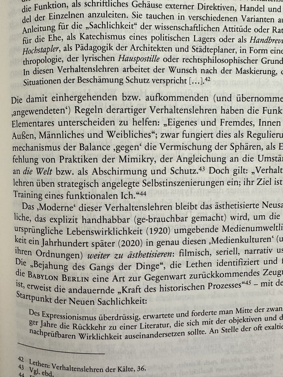 NEW: Mediengeschichte, seriell. Zur Historizität medienkultureller Ordnung (1920/2020). In: Babylon Berlin und die filmische (Re-)Modellierung der 1920-er Jahre. Medienkulturwissenschaftliche Perspektiven. Hg. v. Andreas Blödorn u. Stephan Brössel. Baden-Baden 2024, 
S. 77-92.