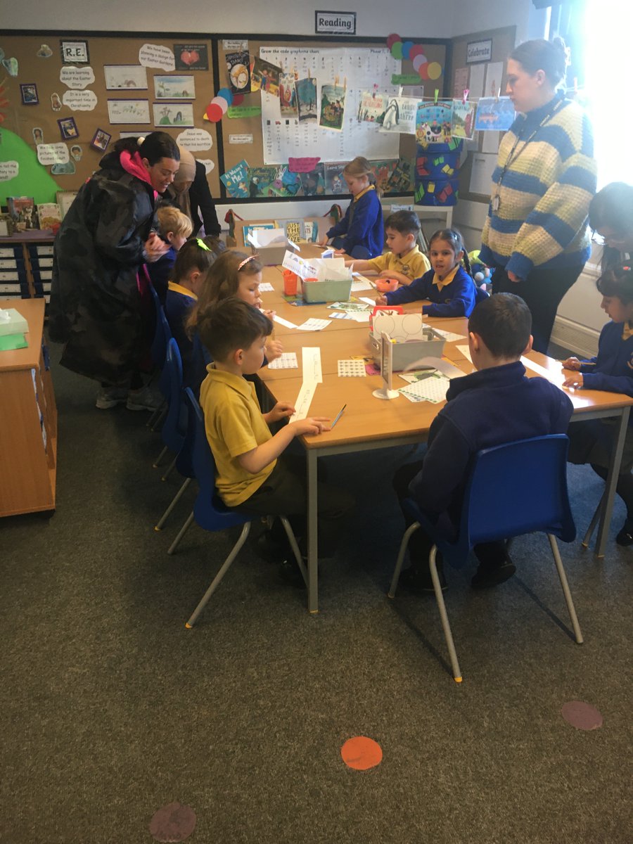 canon_burrows's tweet photo. Thanks so much to all the parents who came to our Year 1 Maths Cafe this morning. We loved sharing our learning with you. #Year1 #Mathsisfun #Mathscafe https://t.co/AUwXEIo4Xj