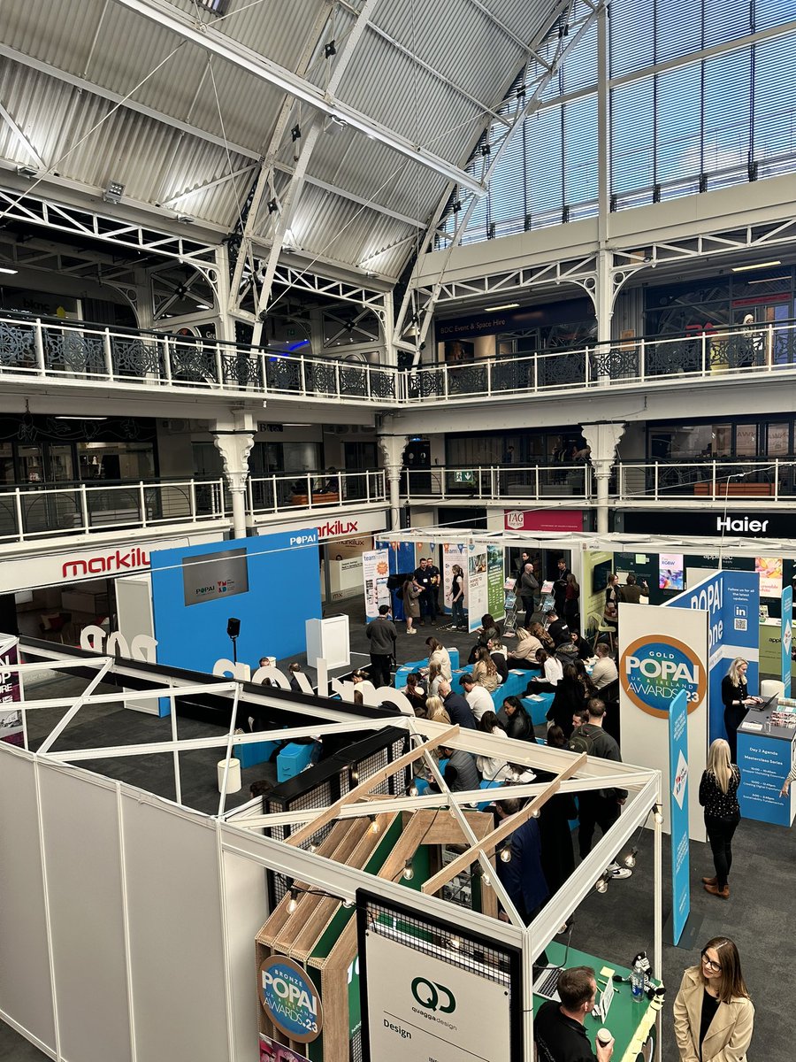 gdruk's tweet photo. Enjoyed presenting our Outstanding Christmas Retail and Trends report on @popaiuki ‘s stand at the @VMDisplayShow . Get in touch if you’d like the full report with 50% discount!  #vm #visualmerchandising #retaildesign https://t.co/sYlmX3umWV