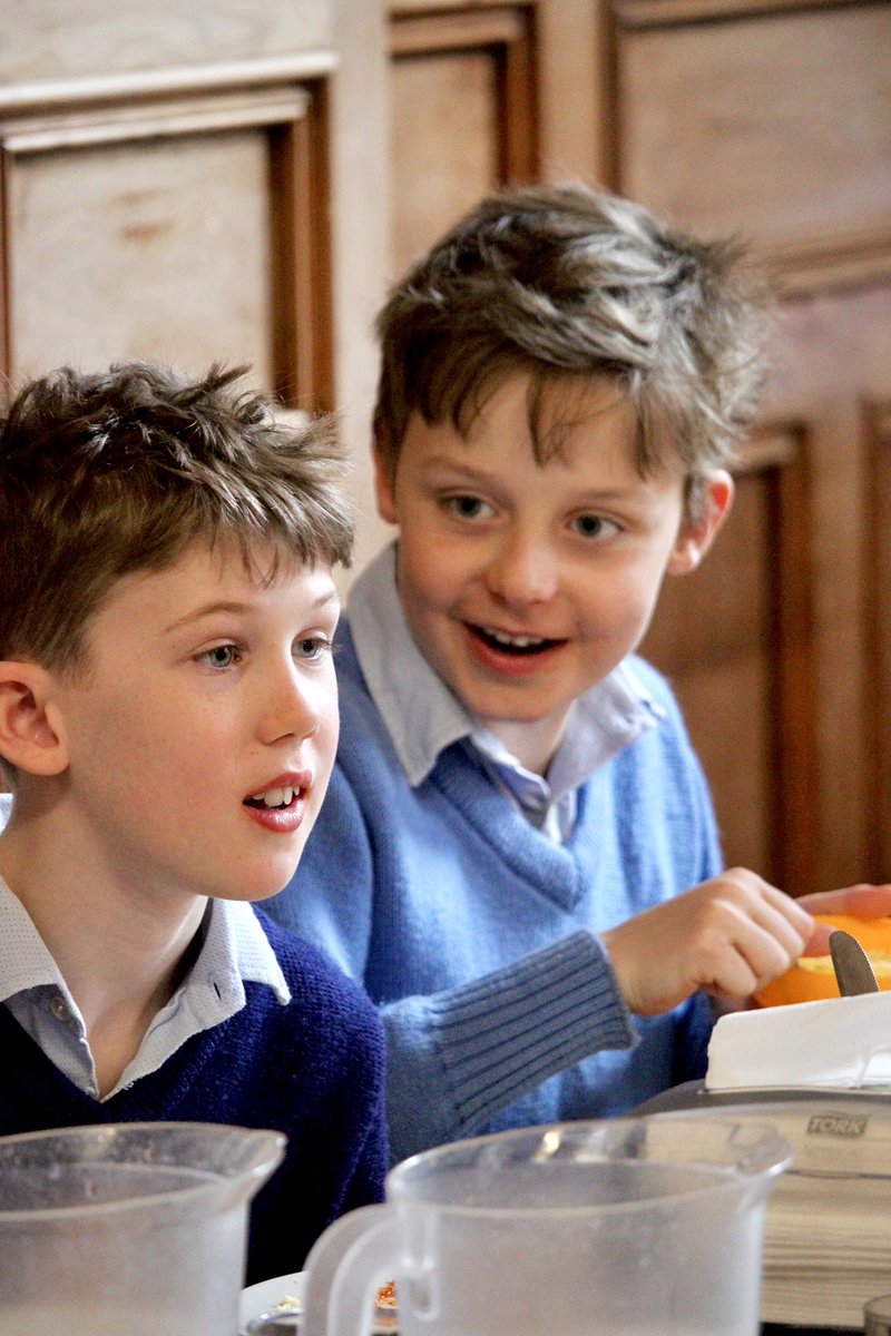 If only these photos could talk… obviously some exciting stories were being regaled over Lunch (and we wish we knew what they were saying 😂). The boys’ animated expressions say it all - it’s good to be back! #startofterm #summerterm #firstdayback #itsgoodtobeback #prepschool