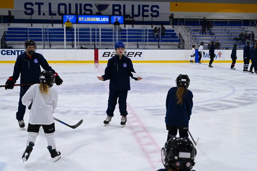 Are you looking to get your girls into hockey? The Girls Development Program Spring Session Two of Learn to Play has spots open. The first practice starts on Saturday, May 11th.   Register now by clicking the link below!   stlouisbluesyouthhockey.com/program/girls-…   Presented by @firstcommunity