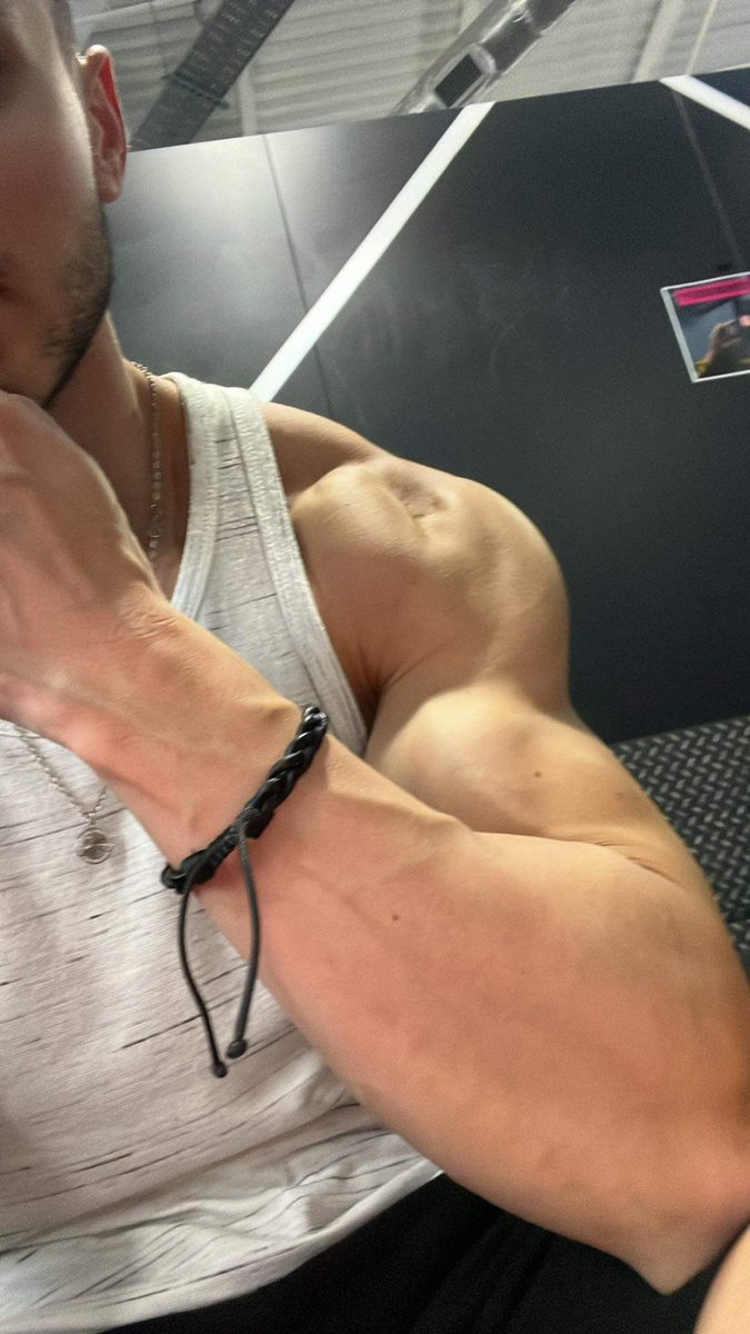 SebNutritionist's tweet photo. Testosterone Boosting 101:

EVOO
Sprints
Taurine
Creatine
Shellfish
Red light
Sweating
Red meat
Raw dairy
Raw honey
Coconut oil
Magnesium
Maple syrup
Vitamin ADEK
Seasonal fruit
Raw egg yolks
AM sun gazing
Nose breathing
Some seasonal veg
3-4 workouts weekly https://t.co/WwfvyOzgKQ