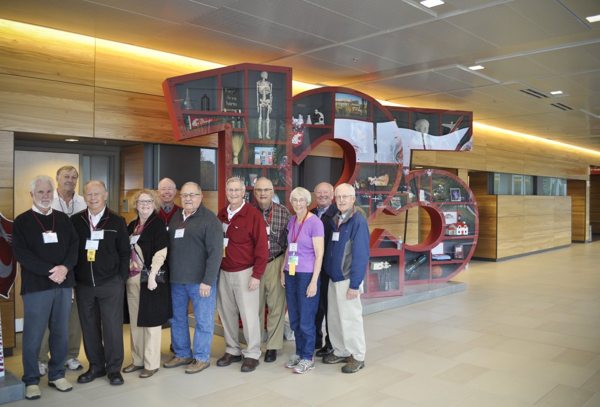 📢 Great News! The Pharmacy Class of 1965 is matching the first $500 raised for the College of Pharmacy and Pharmaceutical Sciences today during #CougsGive.

cougsgive.wsu.edu/pharmacy

📷Class of 1965 in front of college 125-year display, in 2015