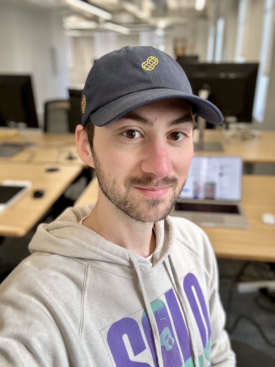 Super excited to see <a href="/mercury/">Mercury</a> Personal launch today! It’s been so fun to work with <a href="/likuev/">Alexey Likuev</a> and the rest of the team on bringing it to the iOS app. Our codename name for it was peanut butter (personal banking = pb) so we got some pretty fun merch! 🥜

→  mercury.com/personal-banki…