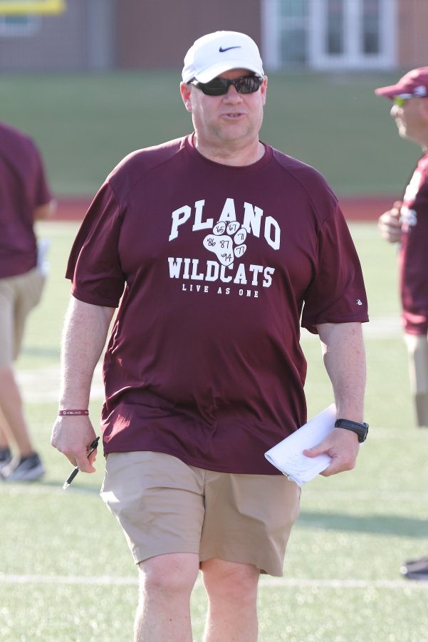 Our thoughts and prayers are with the Coach Trevor Dean family following his passing.  Coach Dean loved his family and loved the players he coached.  He will be missed by so many.