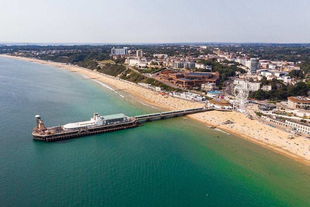 BCP Council’s Resort Information team is looking for three highly motivated individuals to join the team, working on Bournemouth's award-winning seafront with its reputation for delivering excellent customer service. jobs.bcpcouncil.gov.uk/jobs/job/Resor…