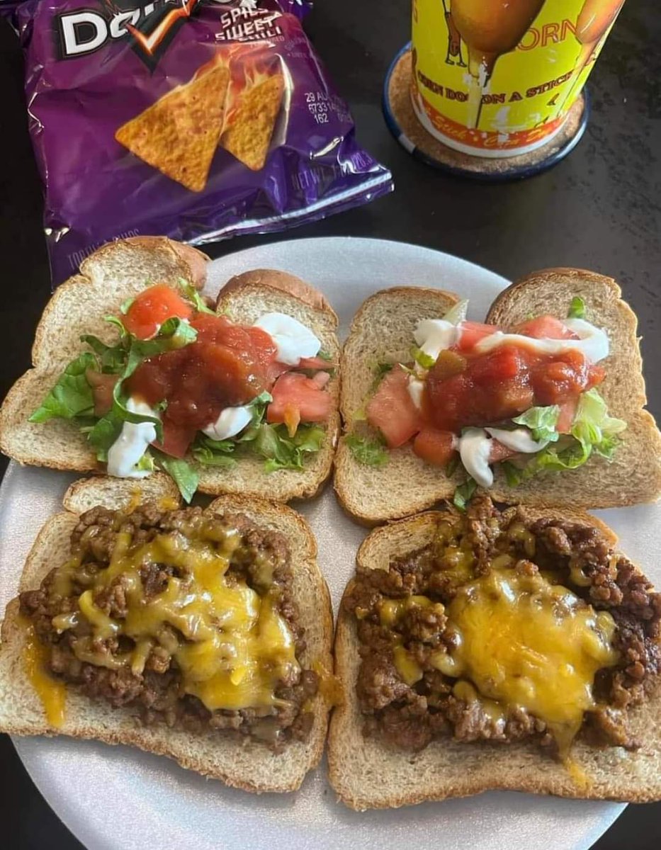 I ain't gone lie....These taco sandwiches look 🔥