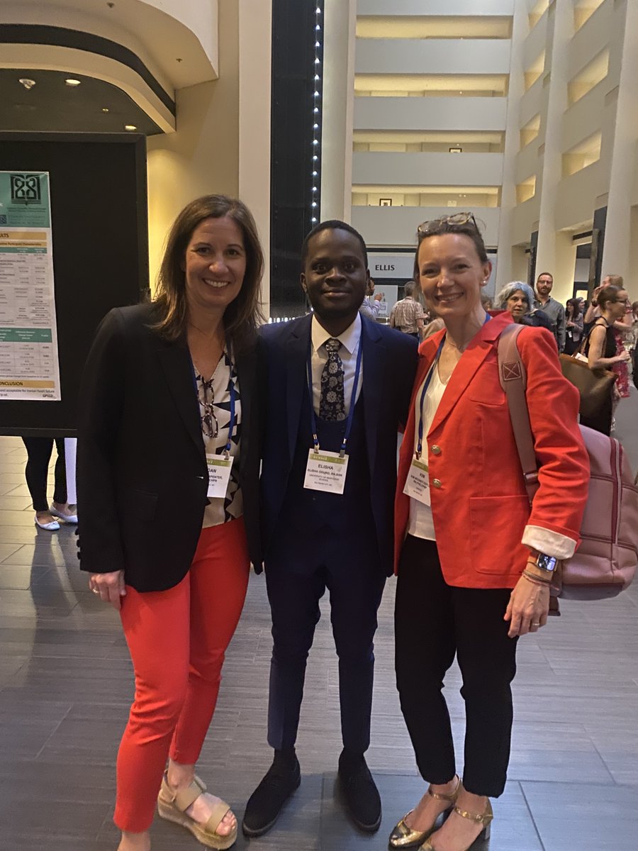 Elisha Baafi Oduro, BSN, RN, PhD student, was awarded the Ho Chiang Scholarship to attend the Annual Assembly of Hospice and Palliative Care last month and present research he co-authored with Joan Carpenter, PhD, CRNP, ACHPN, FPCN, assistant professor. bit.ly/3Wl8V35