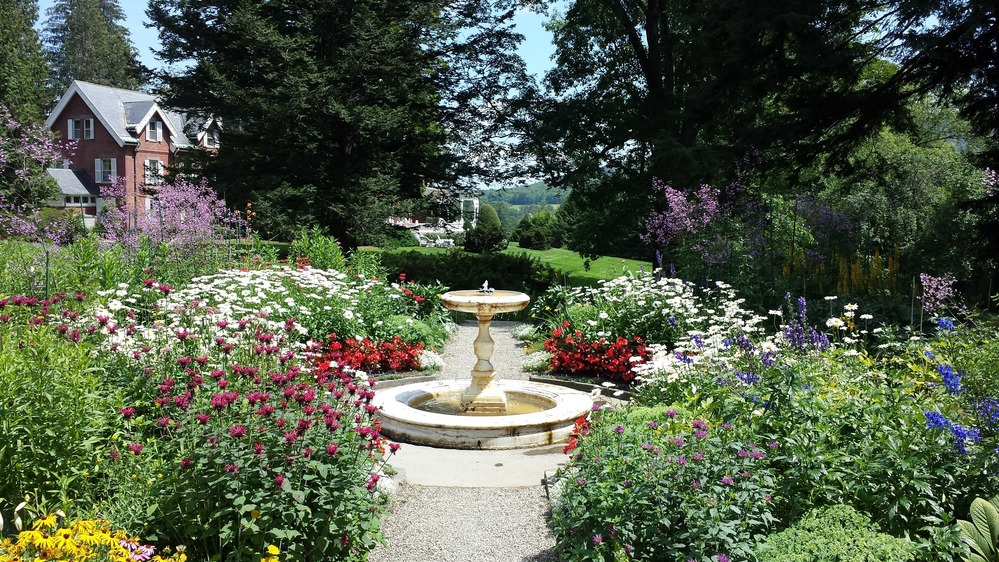 Honoring the history of conservation in America, Marsh-Billings-Rockefeller National Historical Park in VT is dedicated to the efforts of several pioneering environmentalists. Today, the park remains a symbol of balance between conservation and development #EarthMonth