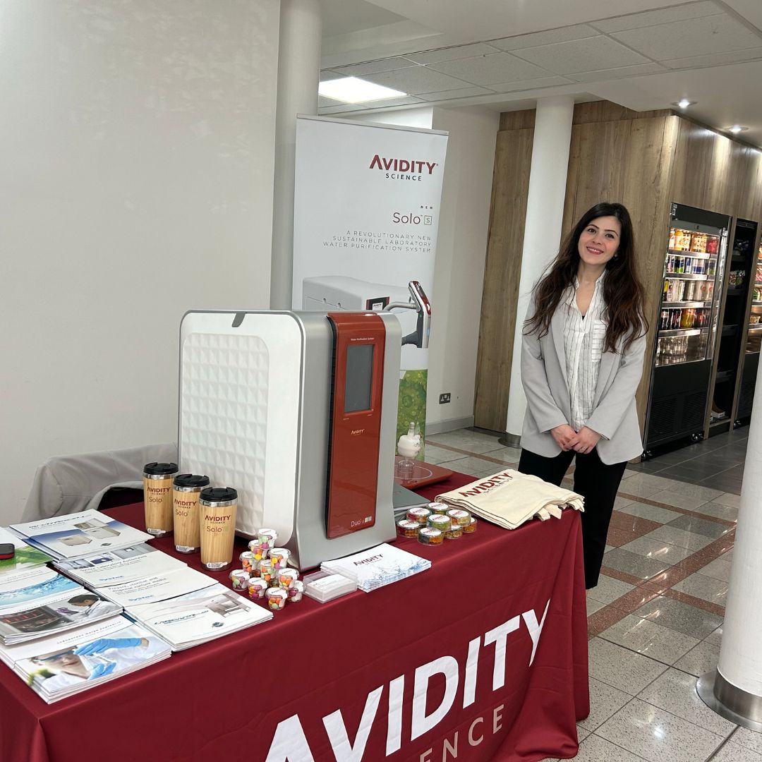Jodie Sutton and Oz Akay from Avidity Science have been at Oxford Science Park today, in the Magdalen Centre reception. They were showcasing water purification systems, with details of the new Solo™ S benchtop Type 1 system and other lab equipment #WaterPurification 🔍