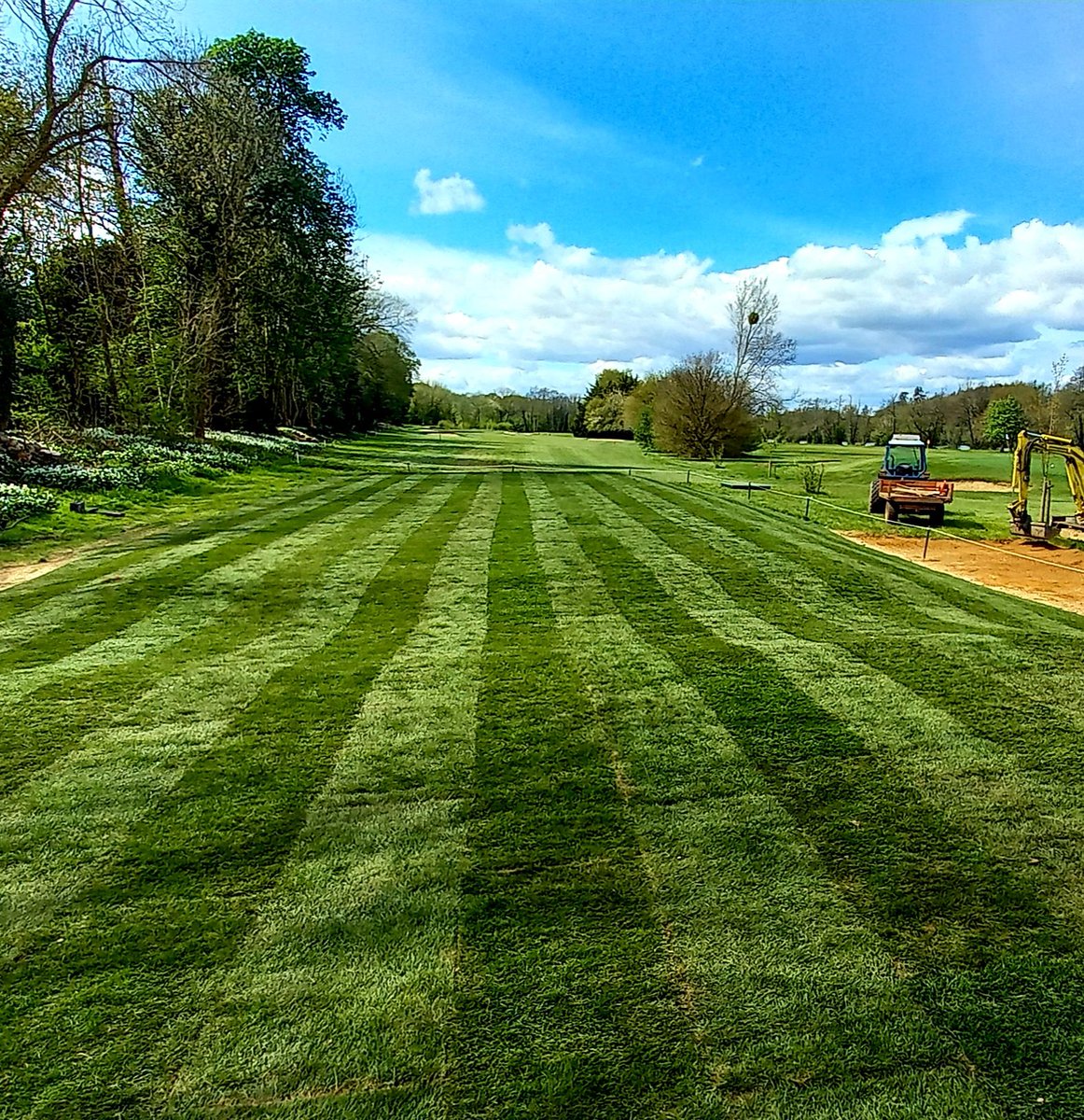 Satisfaction of the highest order to get the 6th tee turfed today and finish this rebuild. Special mention @CharCol &amp; <a href="/NelsonMilner/">Nelson Milner</a> for some top graft and perseverance during this project, toughing it out in some challenging conditions this winter 👏👏 <a href="/SouthwickParkGC/">Southwick Park GC</a>