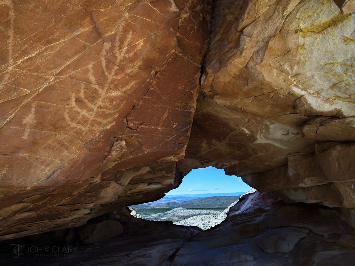 Corn Hole! No, not the game, but rather a unique “corn plant” petroglyph marking a rock tunnel. This drawing is somewhat rare as I don’t believe there are too many like it. It may indicate the introduction of the crop to this area. @TravelNevada #ThePhotoHour #on1pics @ON1photo