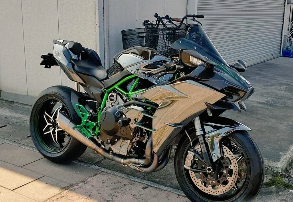 برو ب سلامت عشق من  
از 2010 تا امسال همراهی کردی دمتم گرم