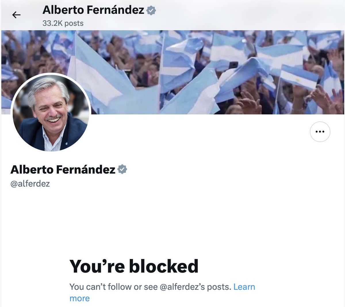 Todo lo que se dijo anoche en el Space es cierto. Soberbio, necio y narcisista. No escucha y no soporta las críticas. Al basurero de la historia.