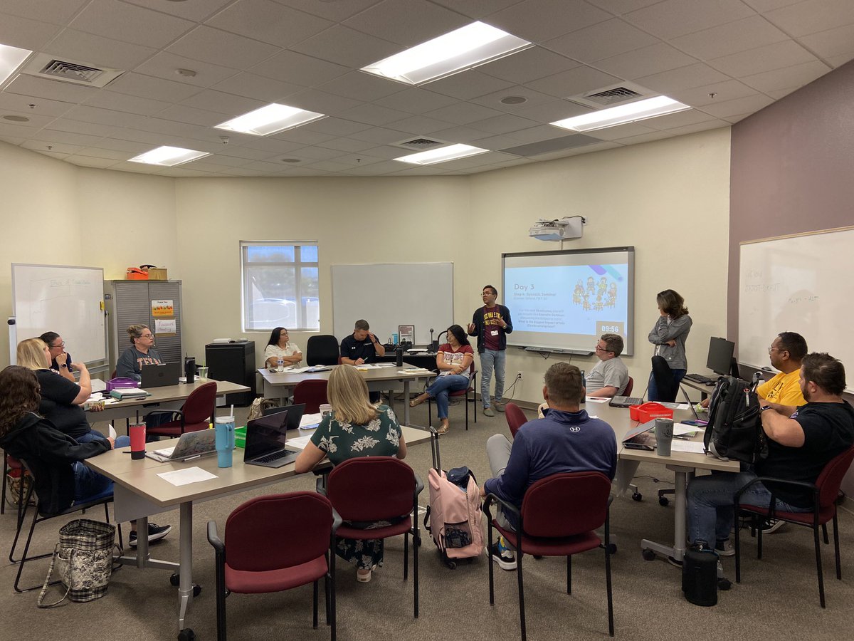 Awesome having our <a href="/qcusd/">Queen Creek Unified School District</a> instructional coaches modeling thinking maps and ending this section with a Socratic seminar! Really appreciate our instructional coaches and our transition to teach teachers! <a href="/AVID4College/">AVID</a> #qcleads