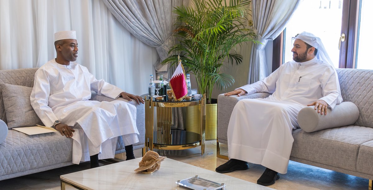 HH the Amir Receives Written Message from Transitional President of Chad #MOFAQatar