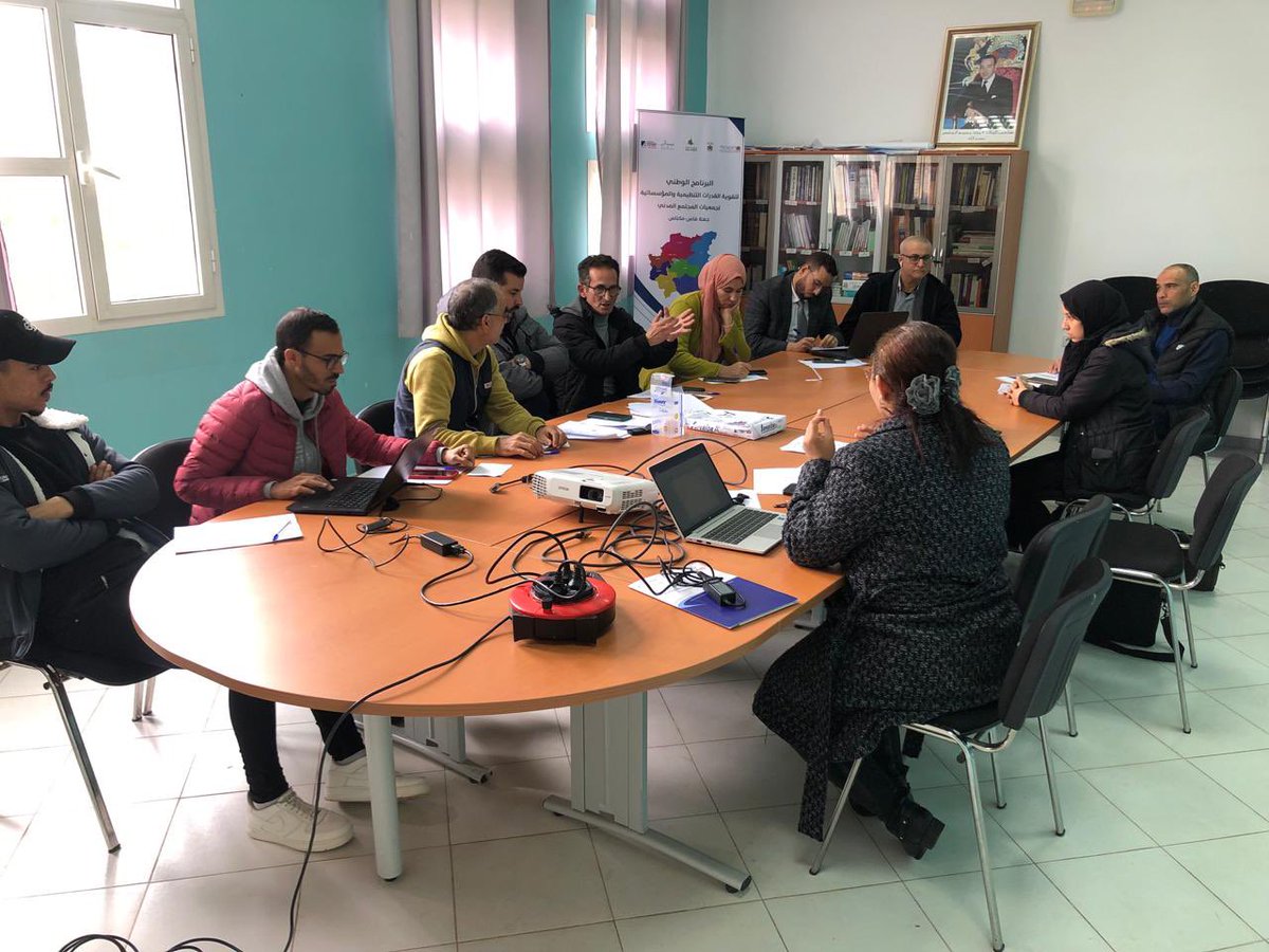KasMaroc's tweet photo. عودة بالصور للزيارات الميدانية ما بين 15 و 31 مارس للجمعيات المستفيدة من البرنامج الوطني لتقوية القدرات التنظيمية والمؤسساتية لجمعيات المجتمع المدني الذي تشرف عليه الوزارة المكلفة بالعلاقات مع البرلمان والمجتمع المدني، والذي تنفذه AMSED بشراكة مع @KasMaroc https://t.co/pb4MLu9jKh