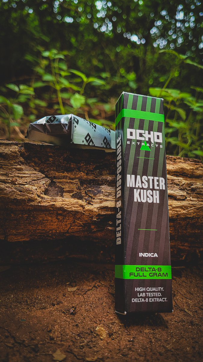 JohnAustinAllen's tweet photo. @JKDistroCali has a crazy fire sale going on with Pops and Ocho Vaoes go check it out! #jkdistro #jkdistroeclispe #elevatedconsumption https://t.co/ZRmzkctWM7