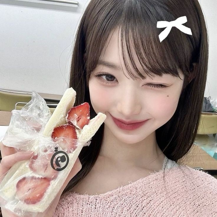 ceyfools's tweet photo. hi! I'm cey and I'm looking for #moots

୨ৎ`she/her. ISTP + minor 🇮🇩
୨ৎ`#kpoptwt / #stantwt
୨ৎ`nct, treasure, zb1, aespa, nmixx, Ive
୨ৎ` any fandom are welcome🎀🦭

q/rt are appreciated!🍓 https://t.co/3qcwrPpniJ