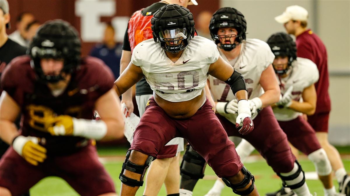 #Gophers redshirt freshman OL Phillip Daniels is making a case to be a part of the 2024 offensive line. There's a long race left to run, but he's excited his coaches and teammates this spring. 'For a young player, he's pretty impressive.' 247sports.com/college/minnes…