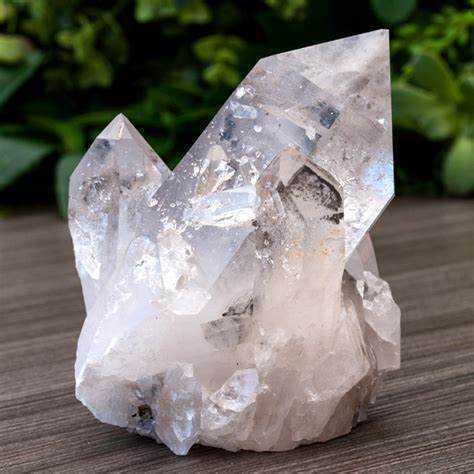 Do you like to work with #crystals? Before buying hold each #crystal to know if it #feels right to you. Carry or wear them during the day for #healing, #protection & enhanced #intuition. #holistichealth #wellness #health Visit dalesellers.com #clearquartz #quartz #psychic