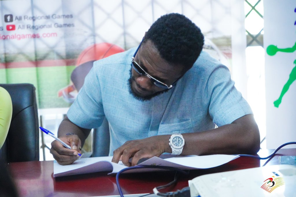 ASAMOAH_GYAN3's tweet photo. Wendy Shay have pledge her support for the All Regional Games, Welcome on-board Sister Wendy , Let's Raise Champions Together https://t.co/d0tVgxoWIC