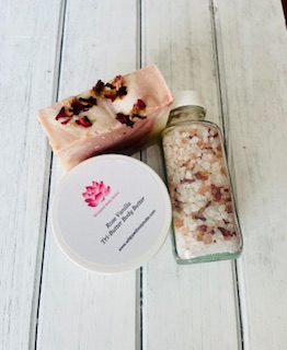 Rose Vanilla for Mother's Day
whippedbodybutta.com/shop/ols/produ… 
#bodybutter #sheabutter #bathsalts #pinkhimalayansalts #rosevanilla #mothersday #rosevanillasoap #smallbatch