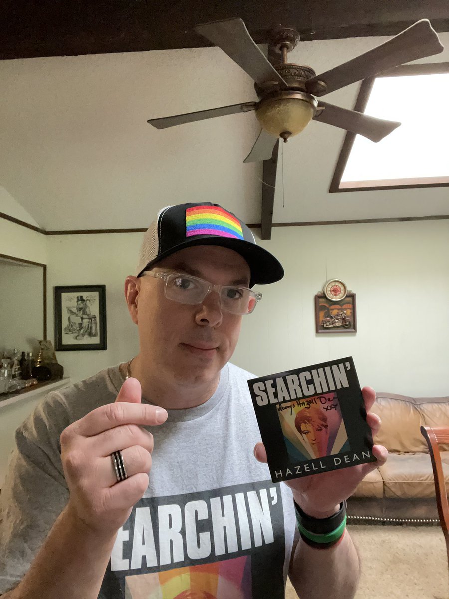 DefiledHorror's tweet photo. It’s here, Hazell! ❤️🩶
Love ya, Hazell, and thank you SP Music and Stefan!! ❤️🧡💛💚💙💜
#Searchin #HazellDean #IanAnthonyStephens #QueenOfHiNRG #Searchin40 #HiNRG #RetiredAndFabulous 🕺 @SP_Music_Label @MR_Pellett @HazellHD https://t.co/rNftjpEFCp