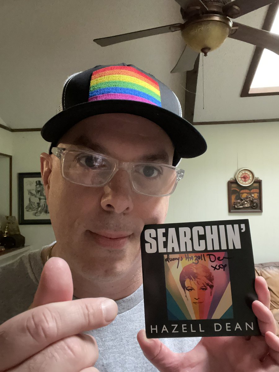 DefiledHorror's tweet photo. It’s here, Hazell! ❤️🩶
Love ya, Hazell, and thank you SP Music and Stefan!! ❤️🧡💛💚💙💜
#Searchin #HazellDean #IanAnthonyStephens #QueenOfHiNRG #Searchin40 #HiNRG #RetiredAndFabulous 🕺 @SP_Music_Label @MR_Pellett @HazellHD https://t.co/rNftjpEFCp
