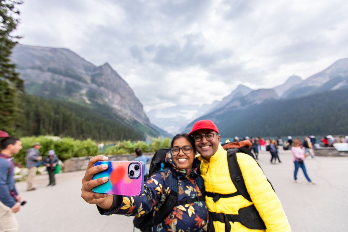 📣Shuttle reservations for visiting Lake Louise and Moraine Lake (including the new Alpine Start shuttle) open tomorrow (April 18)! ➡️ ow.ly/btE350RcksK ✨Plan ahead to avoid disappointment. Learn more: ow.ly/EYnp50RcksJ