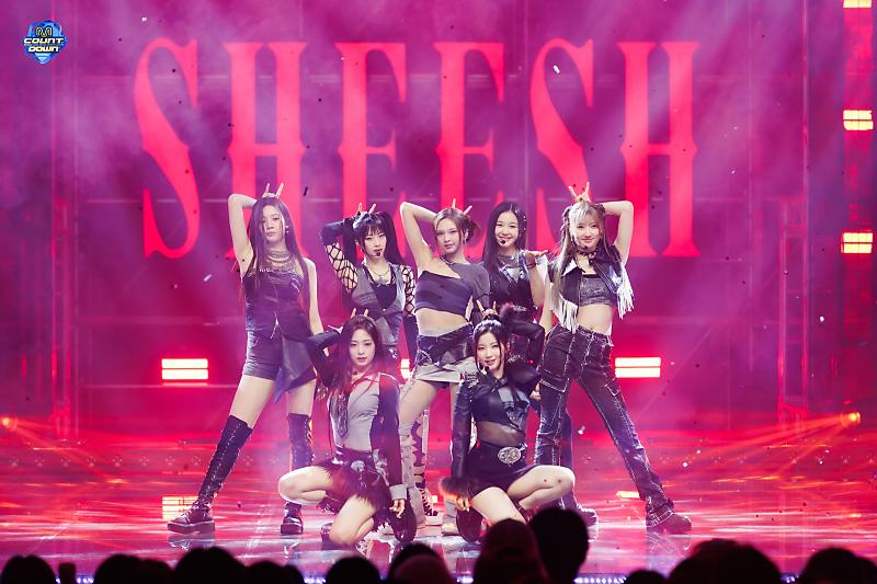 #BABYMONSTER 'SHEESH' — 1AM KST *Chart Freeze*

#5 Bugs (-2) 
#24 FLO (-3)
#34 Genie (=)
#47 MelOn 24Hits (+16) *NEW PEAK*

#베이비몬스터 @YGBABYMONSTER_