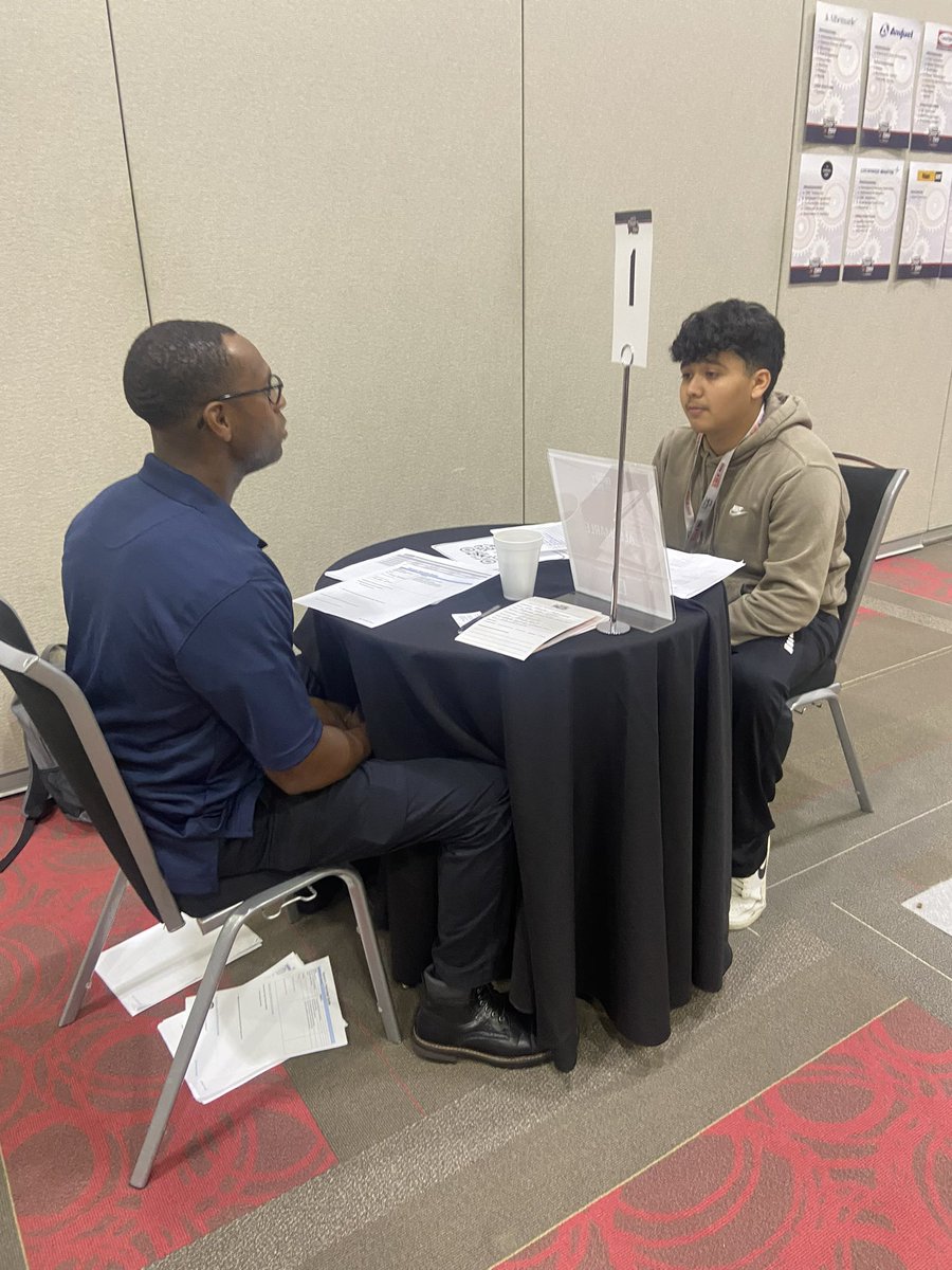 WHS took seniors to Draft Day in El Dorado. They were given a second opportunity to interview for jobs with companies like Lockheed Martin, Canfor, and Albemarle! We appreciate Be Pro Be Proud for this unbelievable opportunity!